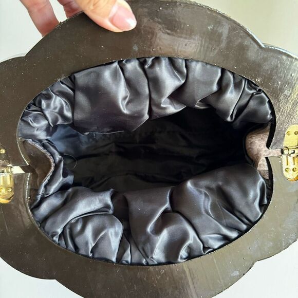 Vintage Patchwork Leather Wooden Handle Clutch With Stones - Picture 9 of 11